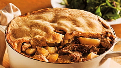 Cipâte (Traditional Layered Meat Pie)