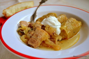 Traditional Romanian Cabbage Rolls (Sarmale)